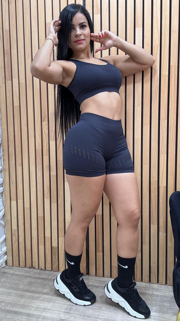 Hermoso Set de Short con Realce y Top 5024