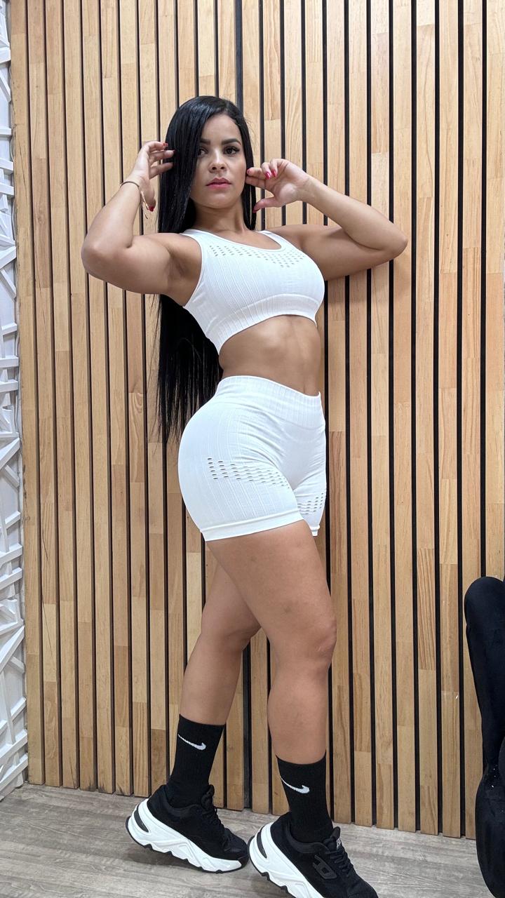 Hermoso Set de Short con Realce y Top 5024